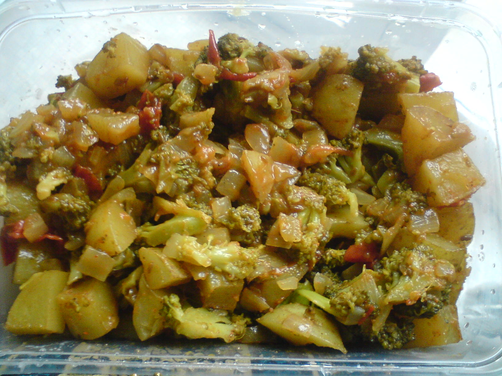 Broccoli And Aloo Curry picture